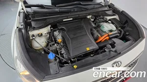 Kia Niro, 2016 — миниатюра 6