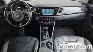 Kia Niro, 2016 — миниатюра 10