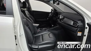 Kia Niro, 2016 — миниатюра 16