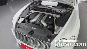 Bentley Continental, 2020 — миниатюра 6