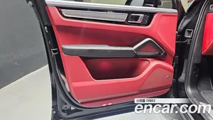 Porsche Cayenne, 2022 — миниатюра 14