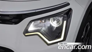 Kia Niro, 2022 — миниатюра 8