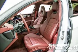 Porsche Panamera, 2025 — миниатюра 12