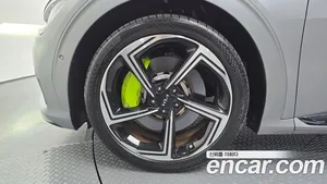 Kia EV6, 2023 — миниатюра 5