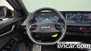 Kia EV6, 2023 — миниатюра 18