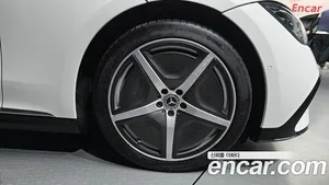 Mercedes-Benz EQE, 2023 — миниатюра 5