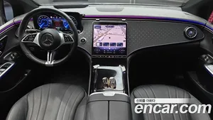Mercedes-Benz EQE, 2023 — миниатюра 7