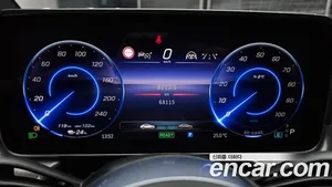 Mercedes-Benz EQE, 2023 — миниатюра 8