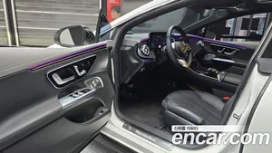 Mercedes-Benz EQE, 2023 — миниатюра 10