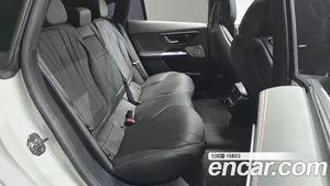 Mercedes-Benz EQE, 2023 — миниатюра 11