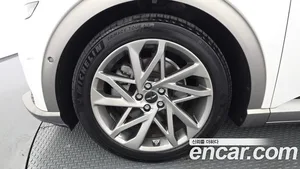 Genesis GV60, 2022 — миниатюра 5