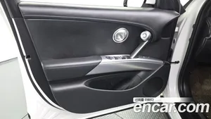 Genesis GV60, 2022 — миниатюра 14