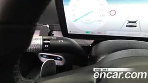 Genesis GV60, 2022 — миниатюра 28