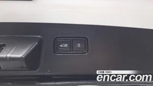 Genesis GV60, 2022 — миниатюра 31