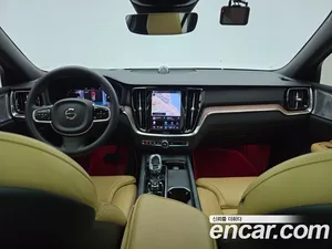 Volvo V60, 2024 — миниатюра 7