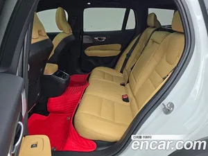Volvo V60, 2024 — миниатюра 11