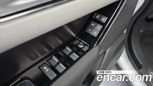 Land Rover Range Rover Velar, 2026 — миниатюра 14