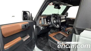 Ford Bronco, 2022 — миниатюра 13