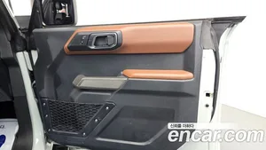 Ford Bronco, 2022 — миниатюра 14