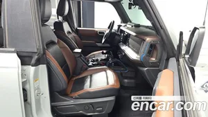 Ford Bronco, 2022 — миниатюра 16