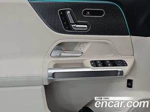 Mercedes-Benz GLB-Class, 2023 — миниатюра 18