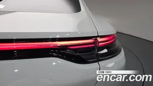 Porsche Panamera, 2021 — миниатюра 8