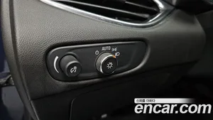 Chevrolet Malibu, 2017 — миниатюра 24