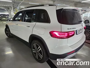 Mercedes-Benz GLB-Class, 2021 — миниатюра 3