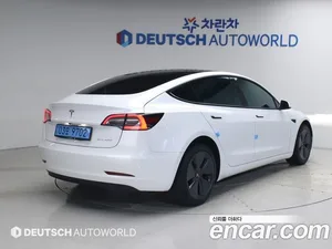 Tesla Model 3, 2022 — миниатюра 2