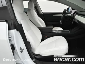 Tesla Model 3, 2022 — миниатюра 10