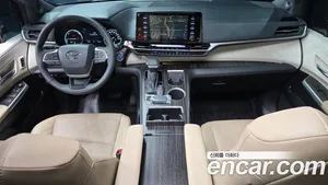 Toyota Sienna, 2024 — миниатюра 10
