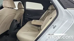 Hyundai Avante, 2023 — миниатюра 15