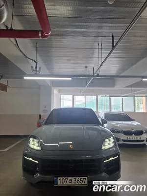 Porsche Cayenne, 2025 — миниатюра 3