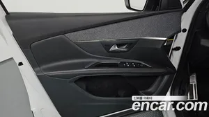 Peugeot 5008, 2019 — миниатюра 14
