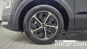 Kia Niro, 2022 — миниатюра 5
