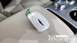 Genesis GV70, 2024 — миниатюра 32