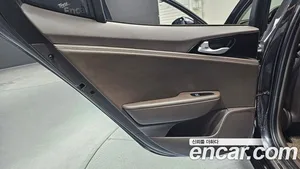 Kia Stinger, 2018 — миниатюра 15