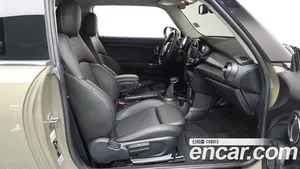 Mini Cooper, 2019 — миниатюра 11