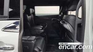 Toyota Alphard, 2024 — миниатюра 17