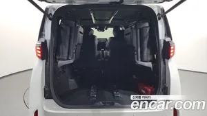 Toyota Alphard, 2024 — миниатюра 25