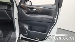Toyota Alphard, 2024 — миниатюра 14