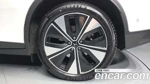 Polestar Polestar 2, 2023 — миниатюра 7