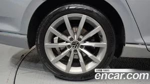 Volkswagen Passat, 2022 — миниатюра 7