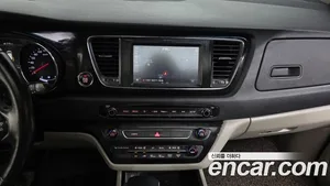 Kia Carnival, 2018 — миниатюра 20