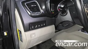 Kia Carnival, 2018 — миниатюра 33