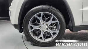 Jeep Cherokee, 2019 — миниатюра 4