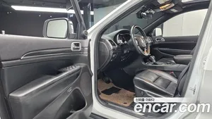 Jeep Cherokee, 2019 — миниатюра 12
