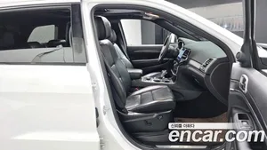 Jeep Cherokee, 2019 — миниатюра 15
