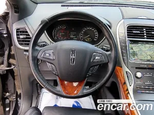 Lincoln MKX, 2018 — миниатюра 8