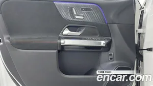 Mercedes-Benz EQB, 2025 — миниатюра 15